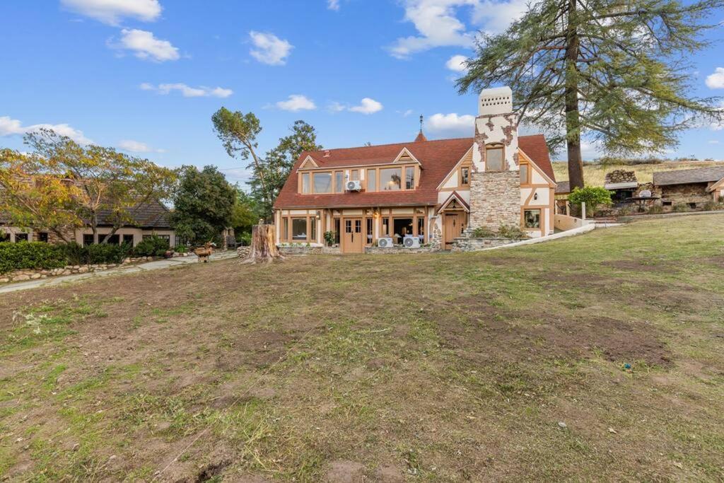 The Magic Castle Appartement Santa Clarita Buitenkant foto