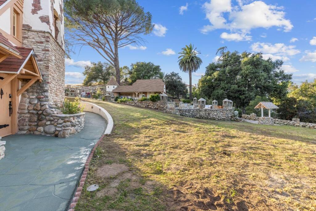 The Magic Castle Appartement Santa Clarita Buitenkant foto